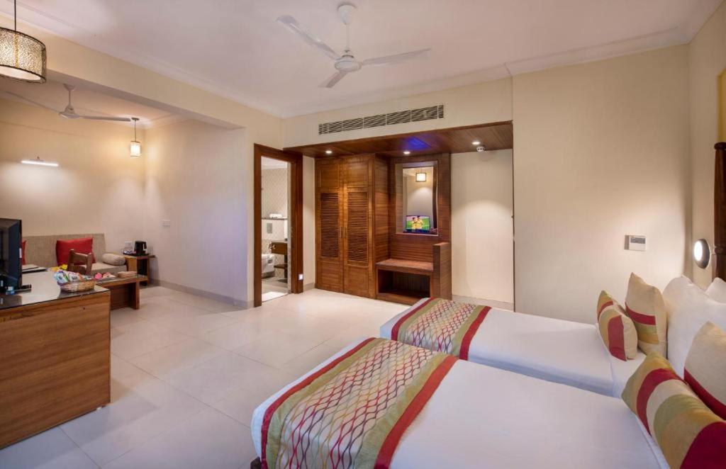 Sea Breeze Max Resort&Spa Margao Exterior foto