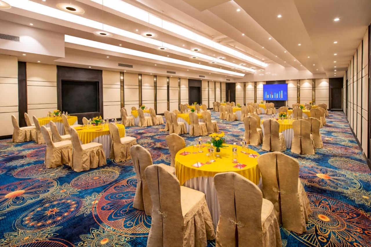 Sea Breeze Max Resort&Spa Margao Exterior foto